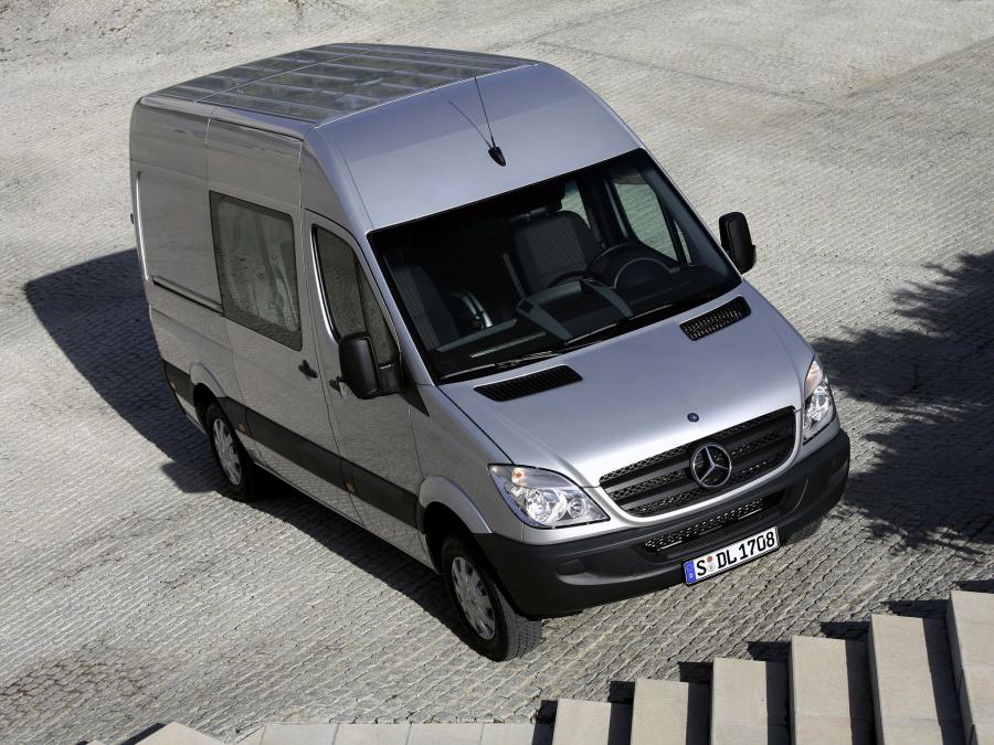  Mercedes-Benz Sprinter High Roof Van 2006 года  (фото 7 из 33)